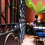 Hotel Du Bourg Tibourg Paris