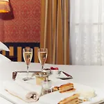 Hotel Du Bourg Tibourg Paris