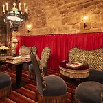 Du Bourg Tibourg 4* Paris