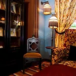 Hotel Du Bourg Tibourg Paris
