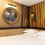 Du Bourg Tibourg 4* Paris