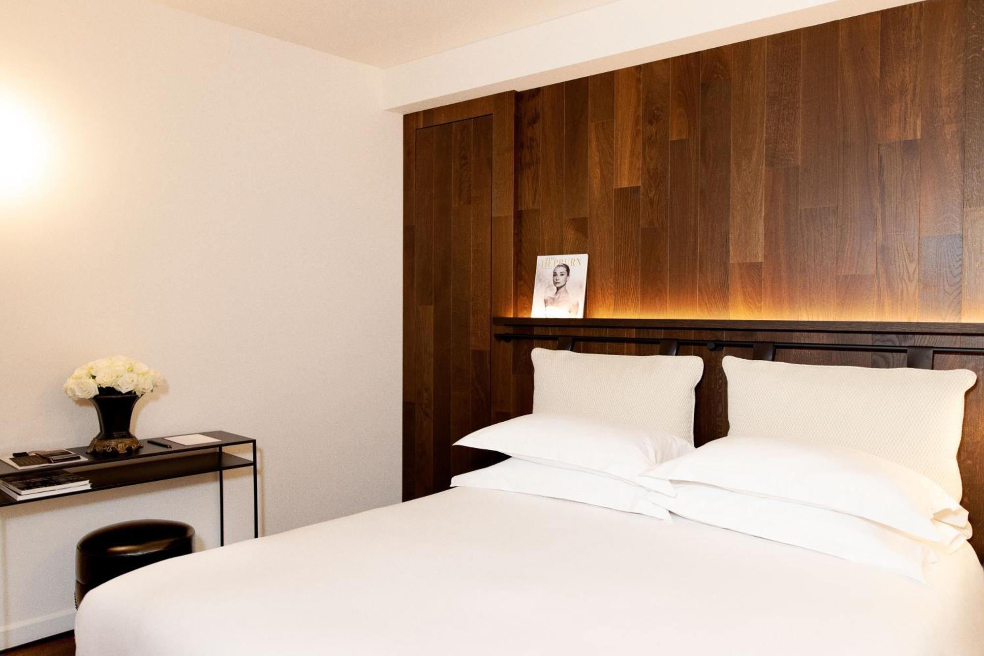 Du Bourg Tibourg Paris