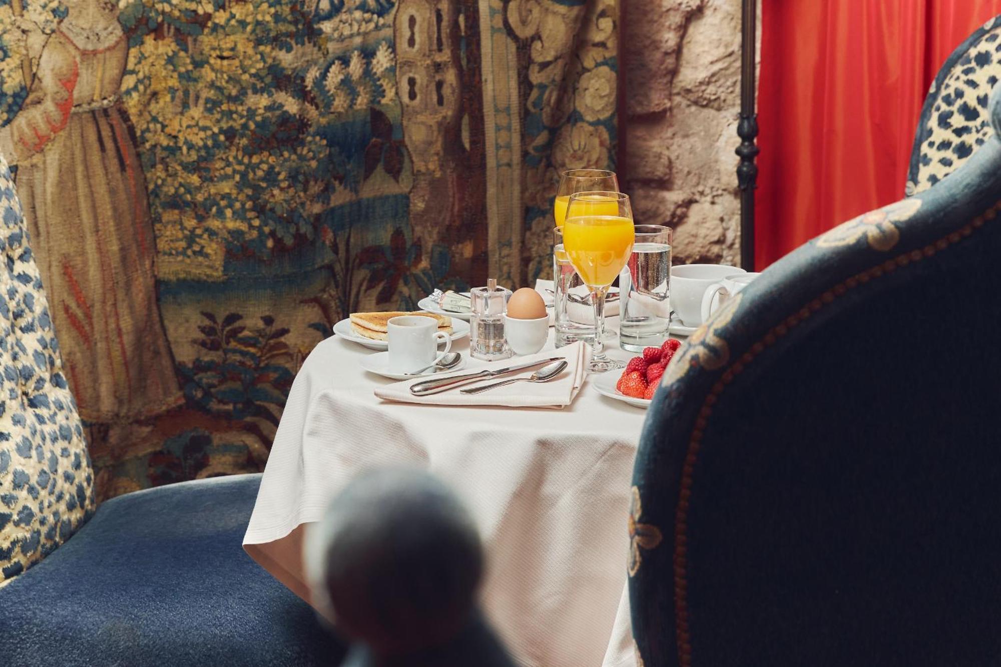 Du Bourg Tibourg Hotel 4*