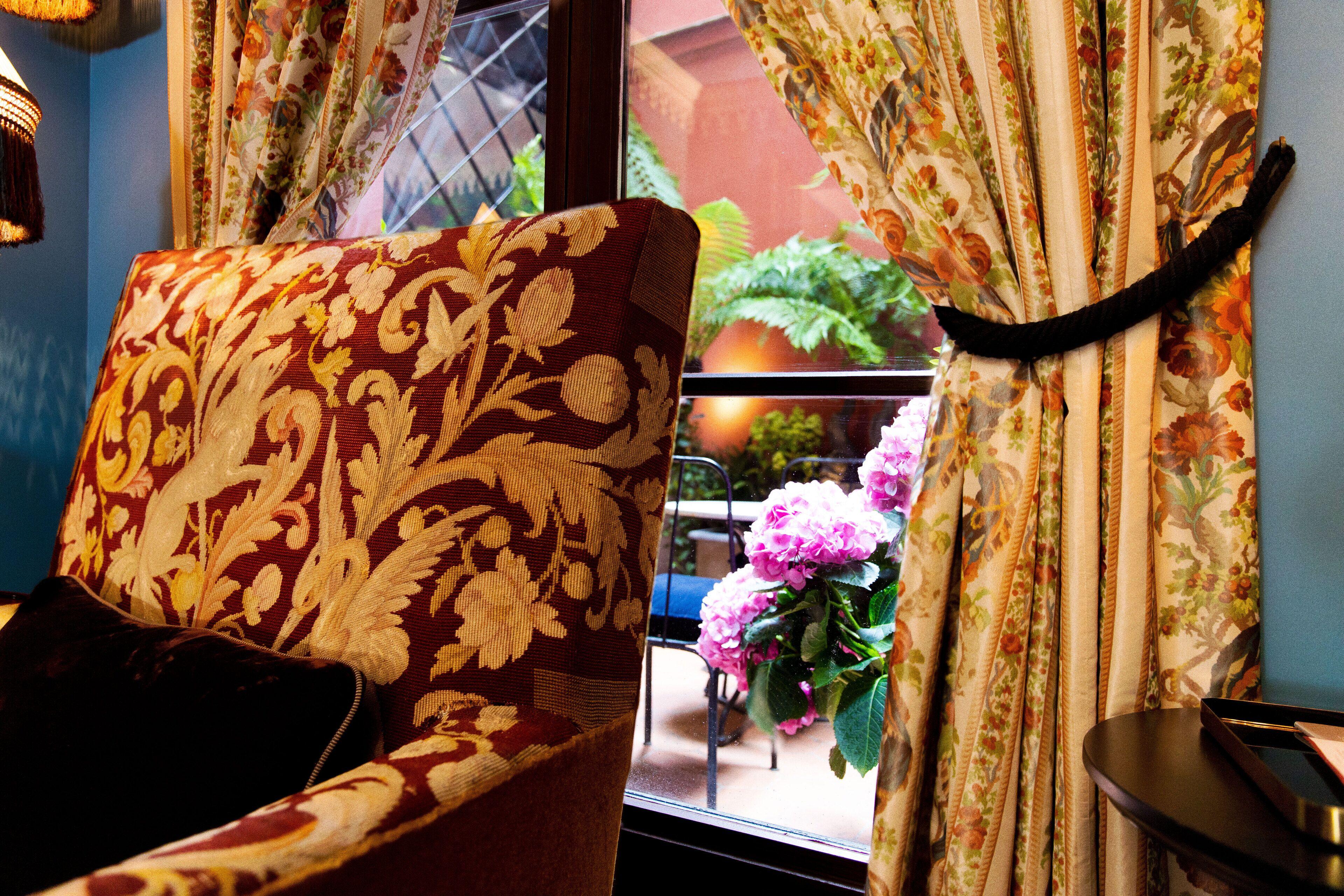 Du Bourg Tibourg Hotel